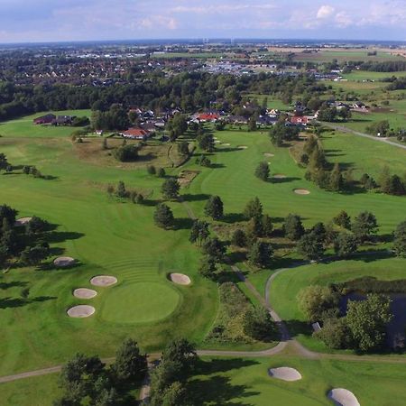 Tomelilla Golf Hotell Kültér fotó