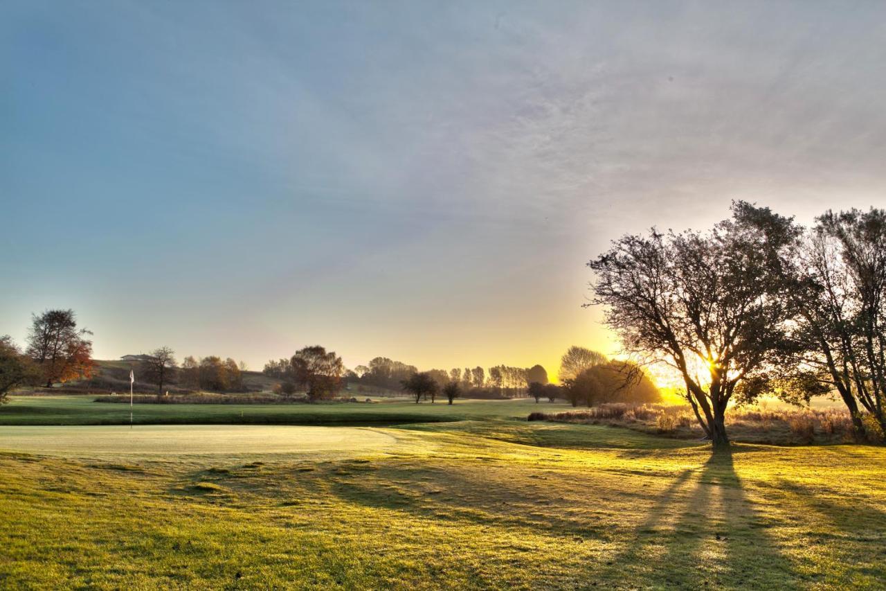 Tomelilla Golf Hotell Kültér fotó