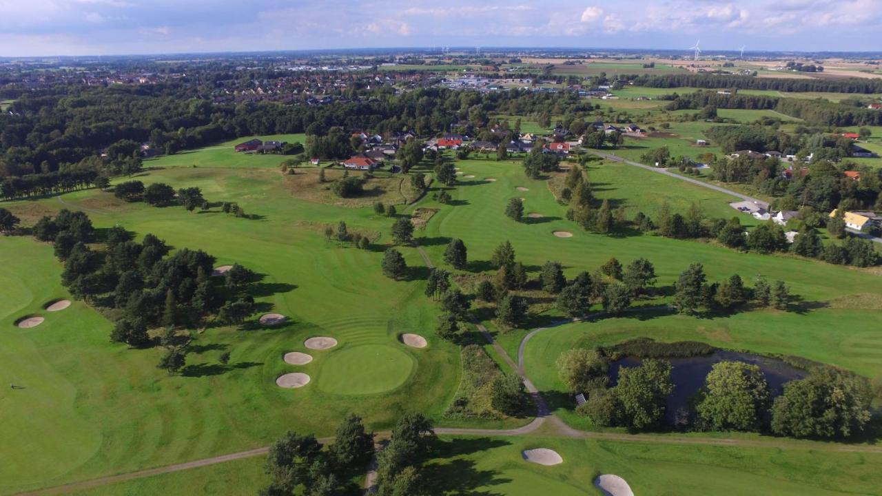 Tomelilla Golf Hotell Kültér fotó